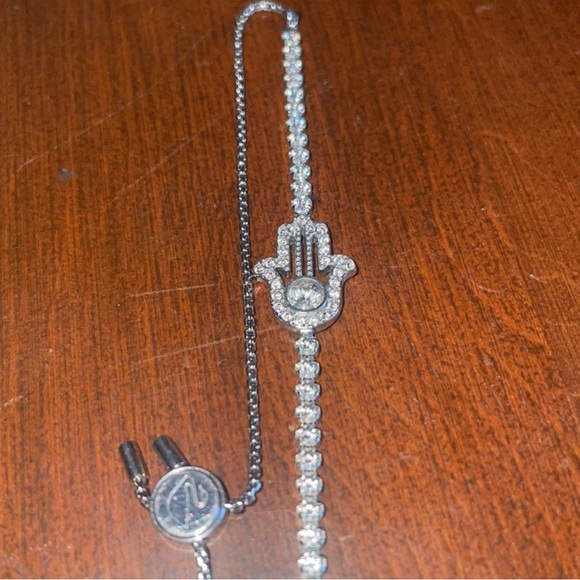 Swarovski Hamsa Bracelet - Picture 3 of 5